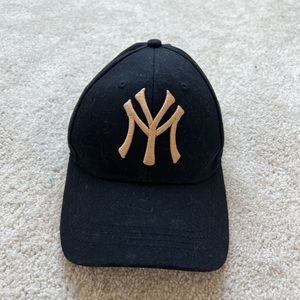 NY Yankees Black Cap GUC